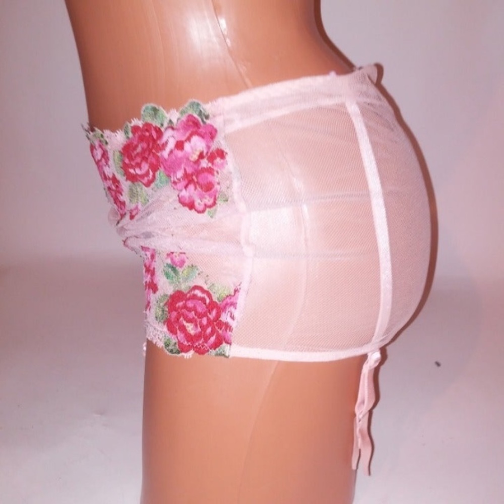 Victoria Secret Garter Belt Large - Picture 4 of 6